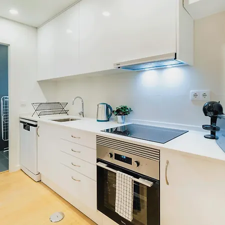 Cozy Bairro Alto By Hill Apartment